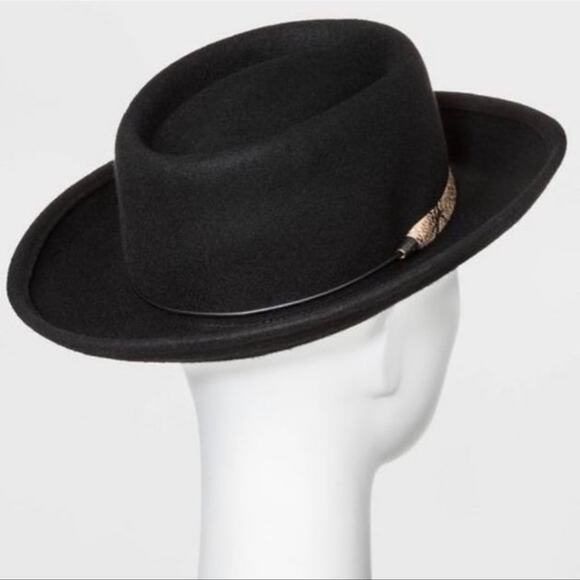 Universal Thread Hat Womens Black Felt Wool Bowler Snake Print adj Band NWT - Picture 4 of 7